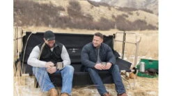 2XL Disc-O-Bed Cot System W/ 2 Side Organizers -Snow Peak Shop opplanet disc o bed disc o bed cot with 2 side organiziers black 2xl 30507bo av 14