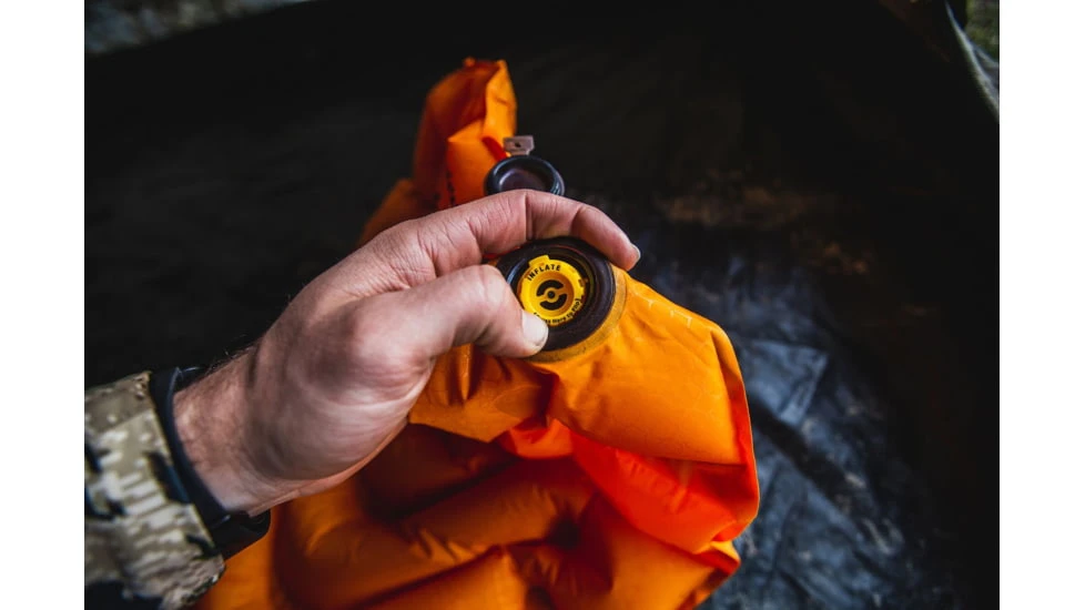 Klymit Insulated Static V Ultralite Sleeping Pad 8 Klymit Insulated Static V Ultralite Sleeping Pad - Image 6